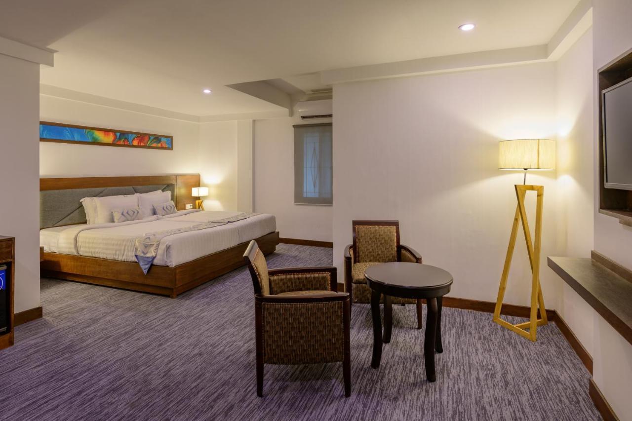 Hotel Zakaria International Dhaka Buitenkant foto